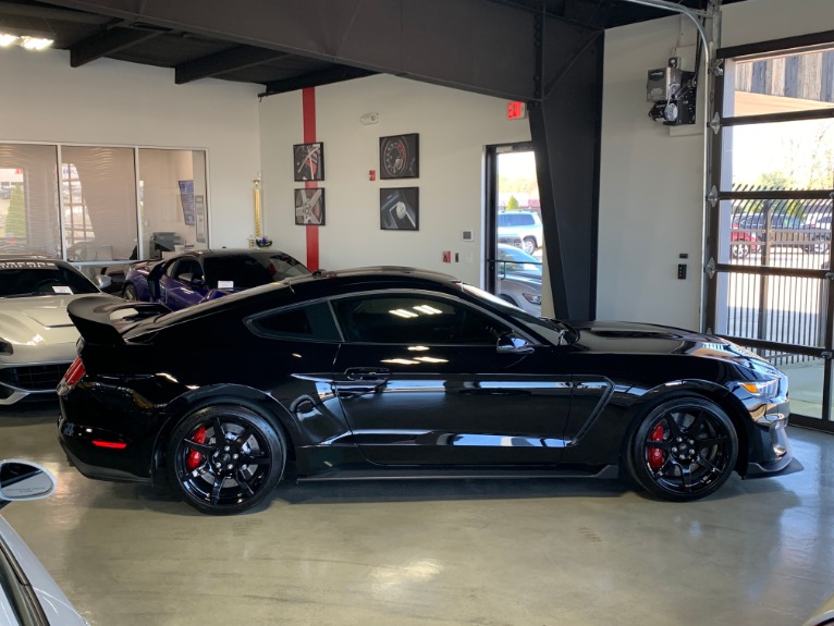 Used-2018-Ford-Mustang-Shelby-GT350R-for-sale-Jackson-MS