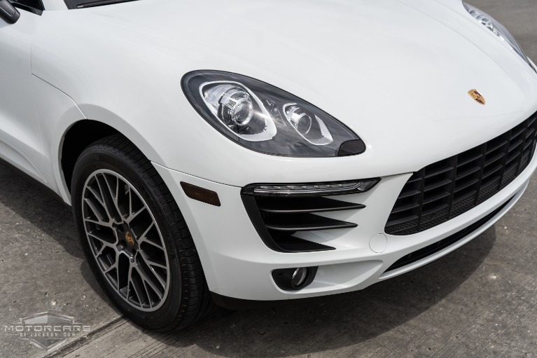 Used-2017-Porsche-Macan-S-Jackson-MS