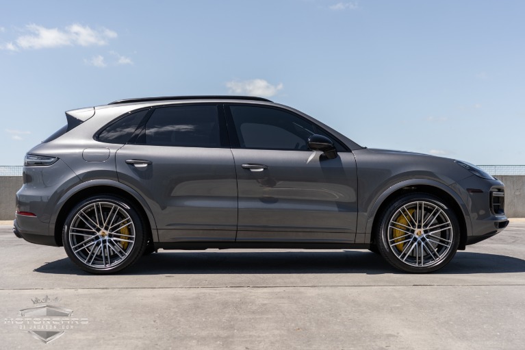 Used-2020-Porsche-Cayenne-Turbo-Jackson-MS