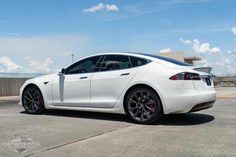 Used-2020-Tesla-Model-S-Performance-Ludicrous-w/-21-Wheels-for-sale-Jackson-MS