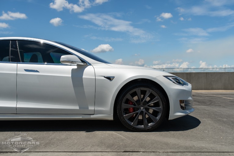 Used-2020-Tesla-Model-S-Performance-Ludicrous-w/-21-Wheels-Jackson-MS