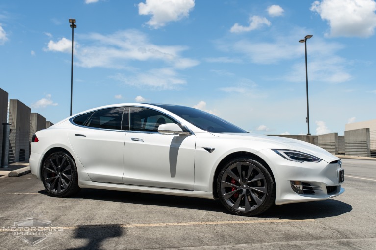 Used-2020-Tesla-Model-S-Performance-Ludicrous-w/-21-Wheels-for-sale-Jackson-MS