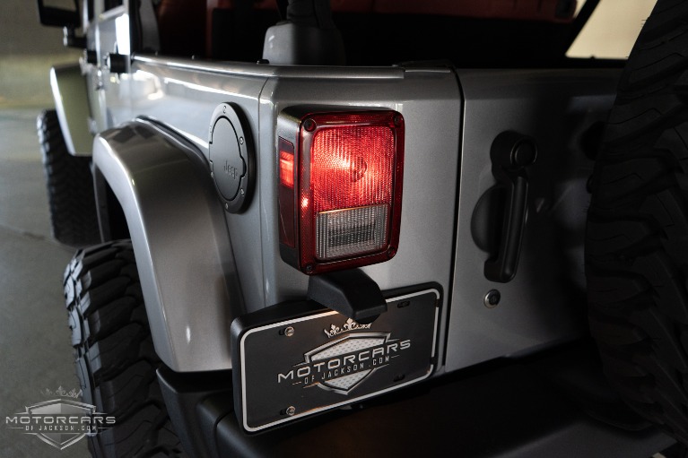 Used-2013-Jeep-Wrangler-Unlimited-Rubicon-10th-Anniversary-Jackson-MS