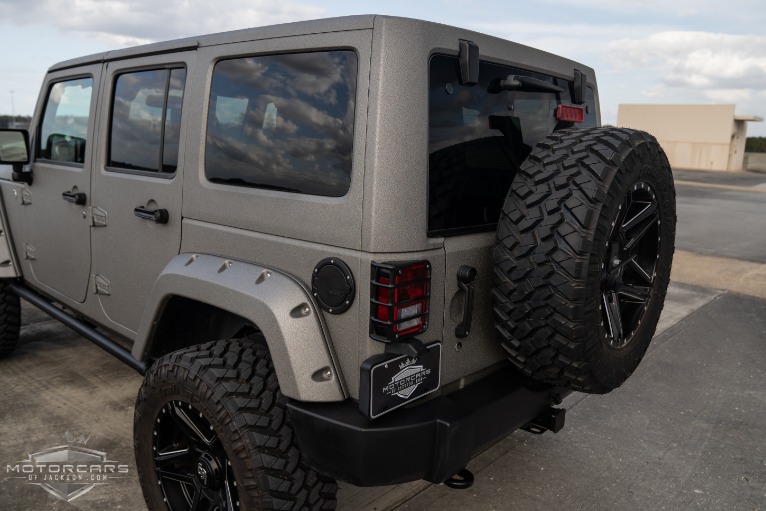Used-2016-Jeep-Wrangler-Unlimited-Starwood-Motors-Custom-for-sale-Jackson-MS