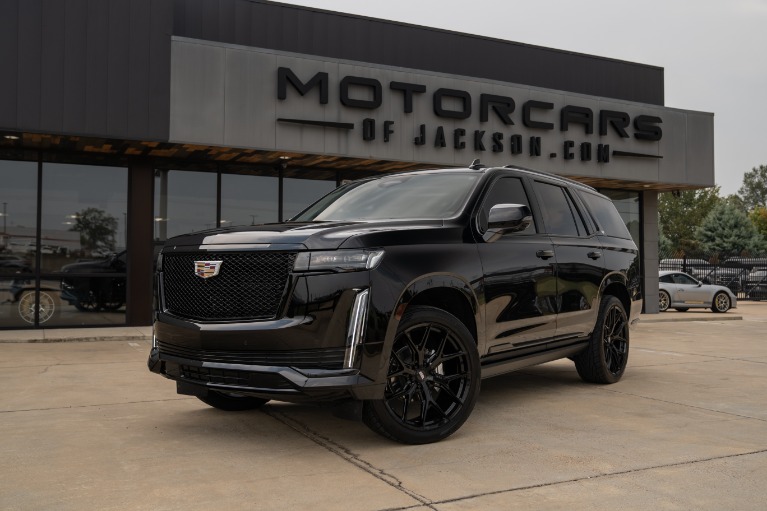 Used-2023-Cadillac-Escalade-4WD-Sport-Platinum-for-sale-Jackson-MS