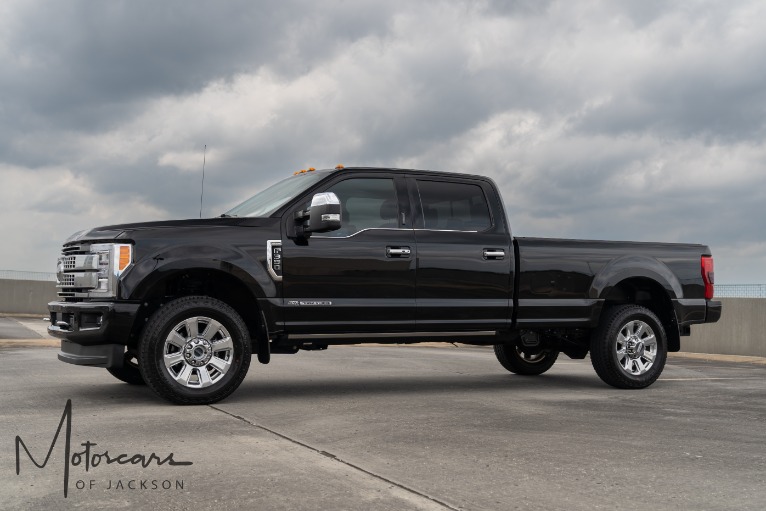 Used-2017-Ford-Super-Duty-F-350-SRW-Platinum-Crew-Cab-8ft-Box-for-sale-Jackson-MS