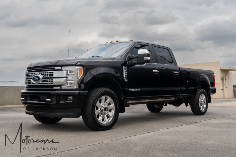 Used-2017-Ford-Super-Duty-F-350-SRW-Platinum-Crew-Cab-8ft-Box-for-sale-Jackson-MS